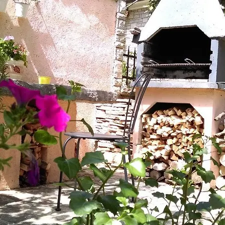 Ivan Apartamento Pula